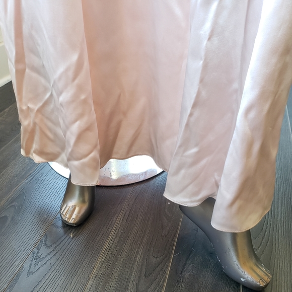 Zum Zum Sequin Top Back Bow Formal Dress - Picture 4 of 13